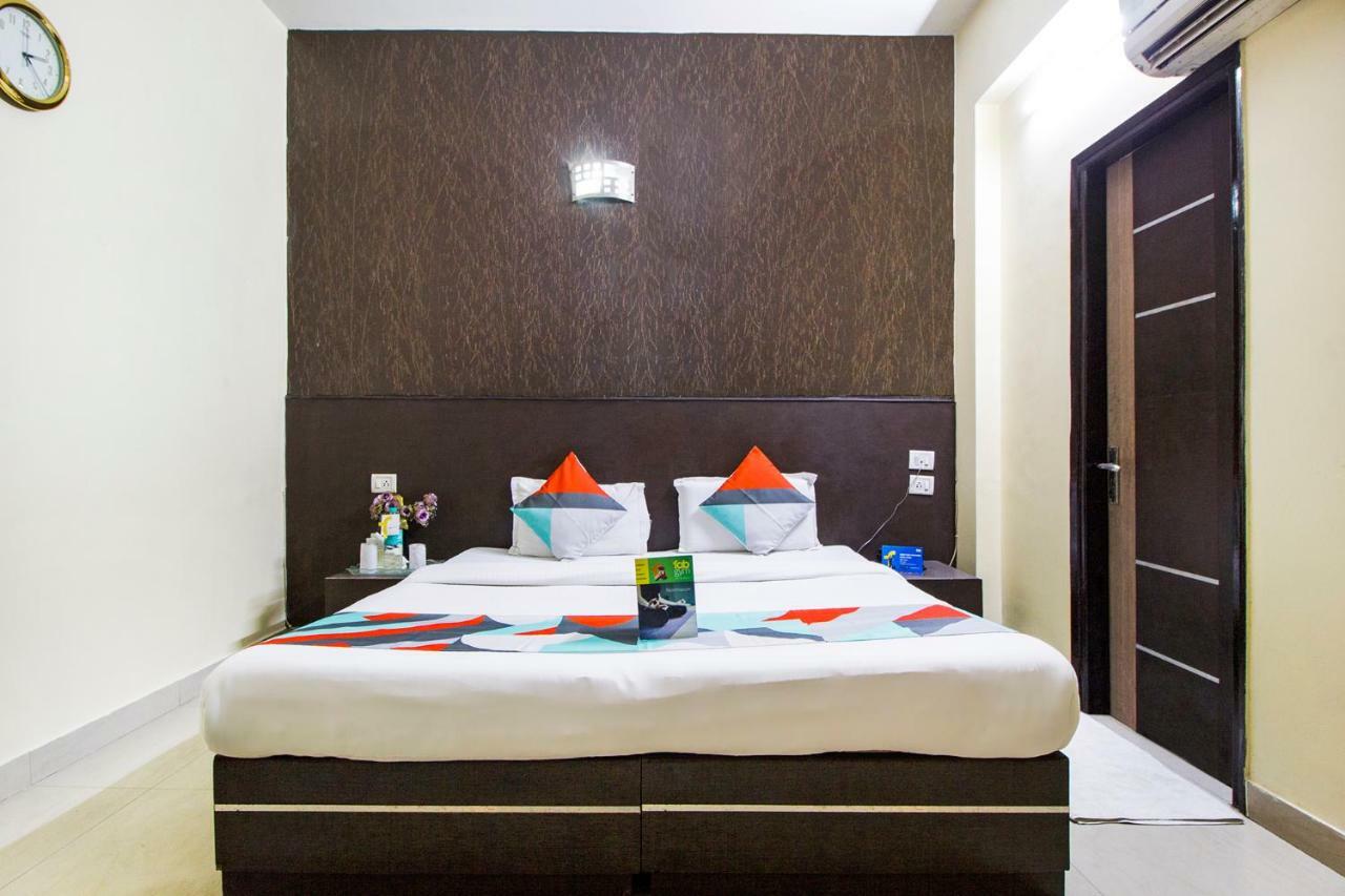 Oyo 9601 Hotel Sunshine Residency Castle Noida Extérieur photo